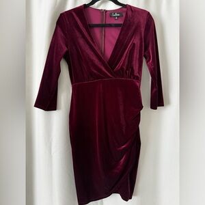 Lulus Burgundy Velvet Dress Size M NWOT
